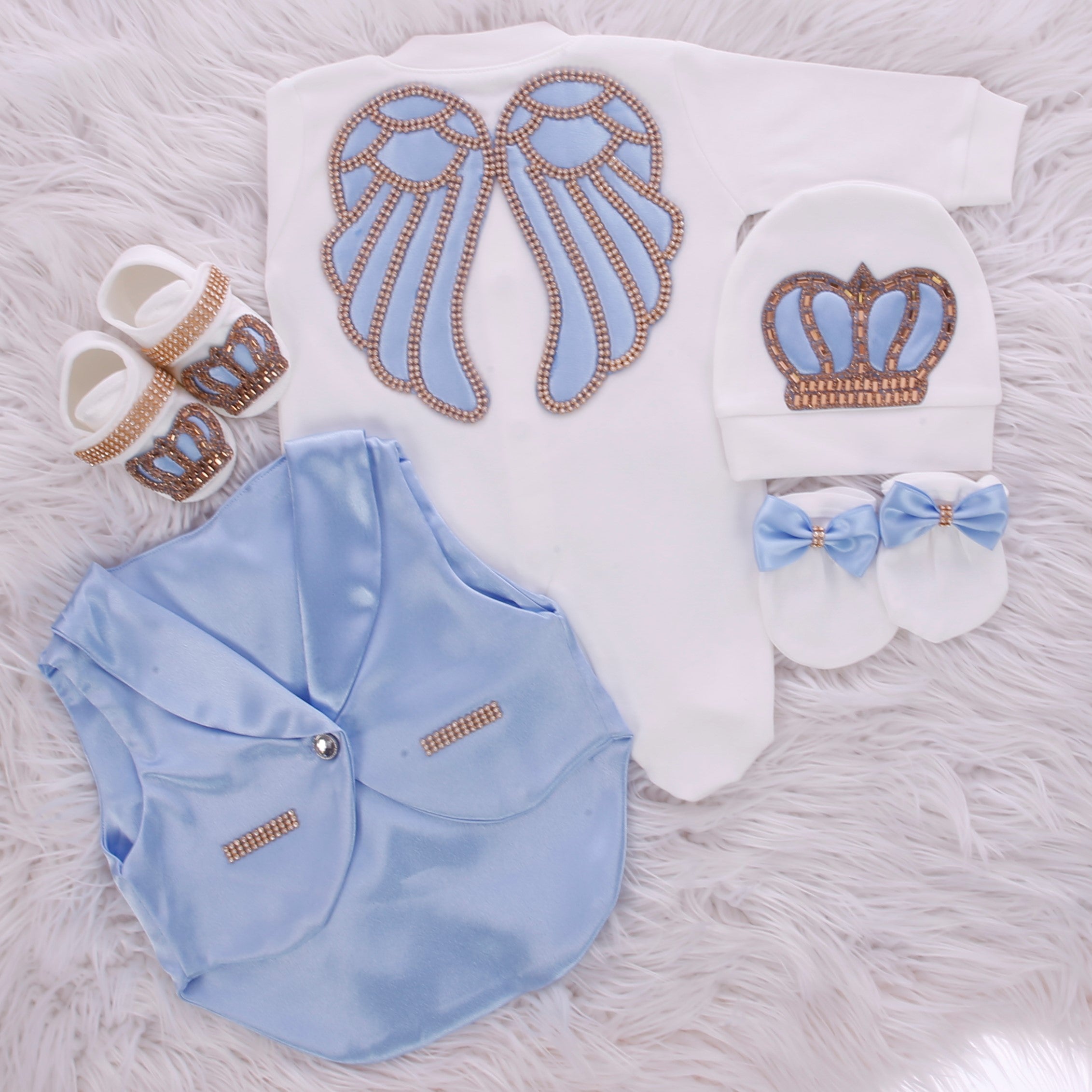 Pure Precious Blue and White Baby Set