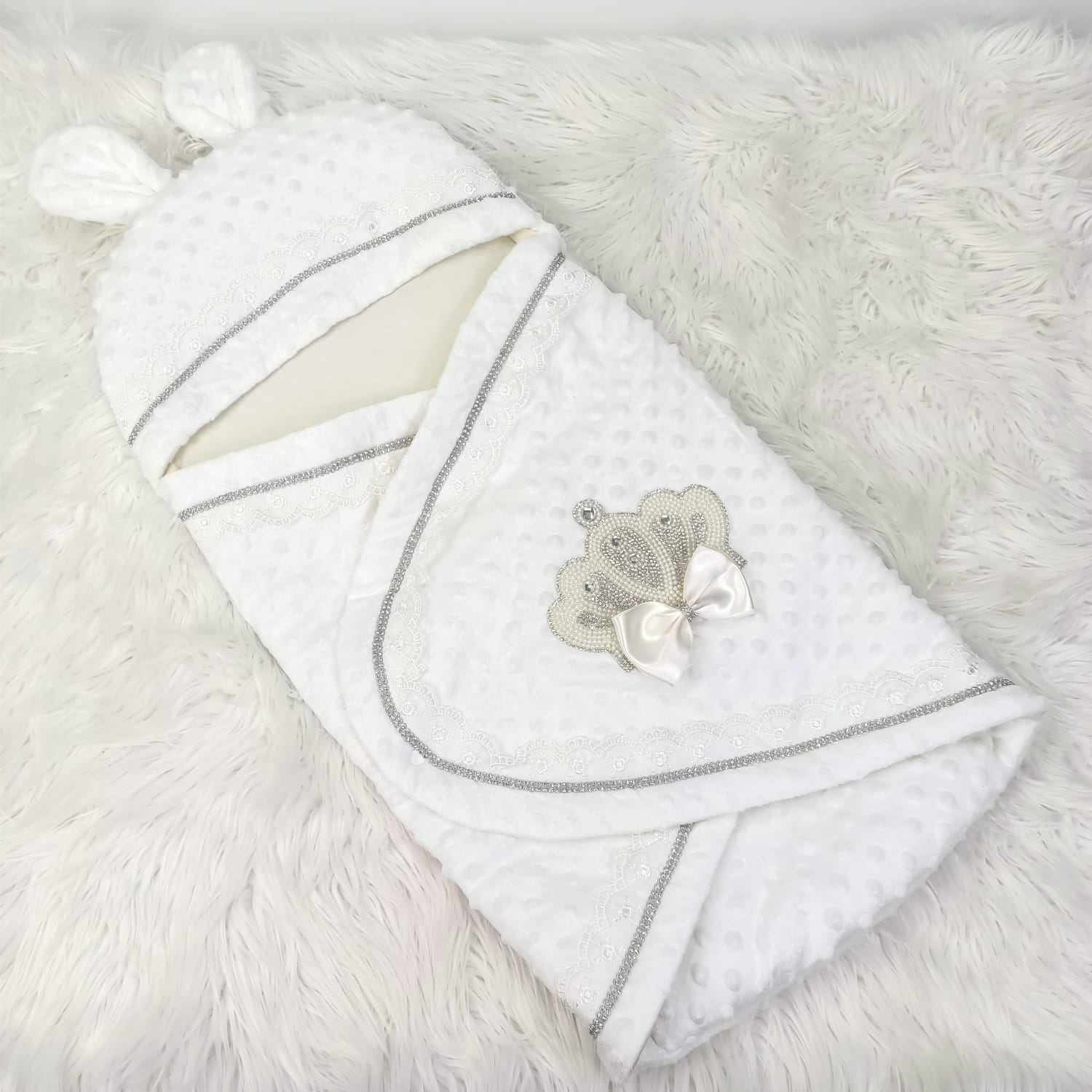 Gorgeous White Crown Bow Swaddle